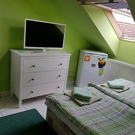 Penzión pre hostí Kormos Sturovo